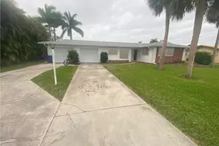 13879 Lazy Ln, Fort Myers, FL 33905 - Photo 1