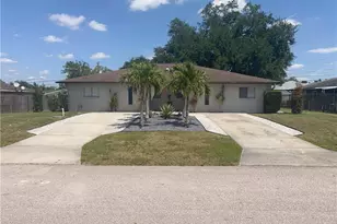 2258 Iris Way, Fort Myers, FL 33905 - Photo 1