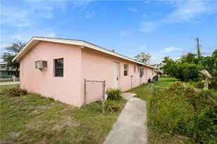 1604 Oak Dr, Fort Myers, FL 33907 - Photo 1