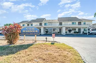 511 SE 43rd St, Cape Coral, FL 33904 - Photo 1