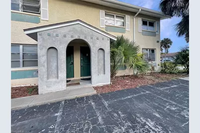 6635 Warwick Cir #8, Fort Myers, FL 33919 - Photo 1