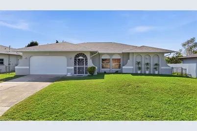 312 SE 27th St, Cape Coral, FL 33904 - Photo 1