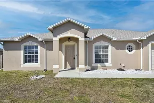 1729 NE 21st St, Cape Coral, FL 33909 - Photo 1