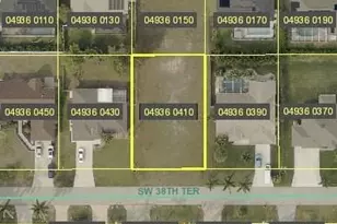 2625 SW 38th Terrace, Cape Coral, FL 33914 - Photo 1