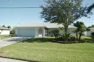 709 SE 20th Pl, Cape Coral, FL 33990 - Photo 1