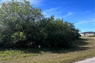 7024 Rich Cir, Labelle, FL 33935 - Photo 1