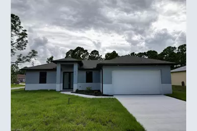 672 Nimitz Blvd, Lehigh Acres, FL 33974 - Photo 1