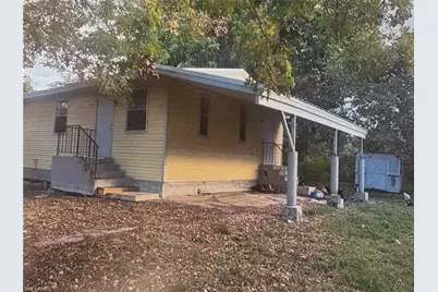 420 SE 1st St, South Bay, FL 33493 - Photo 1