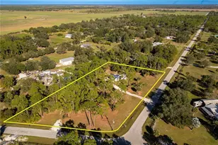 250 Trader Rd, Labelle, FL 33935 - Photo 1