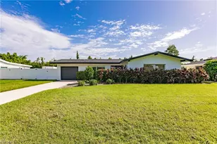 905 Dean Way, Fort Myers, FL 33919 - Photo 1