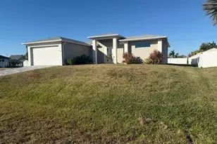 932 NW 5th Ave, Cape Coral, FL 33993 - Photo 1