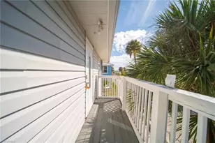 128 Eucalyptus Ct, Fort Myers Beach, FL 33931 - Photo 1