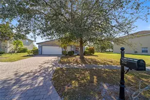 2832 Amberwood Ln, Naples, FL 34120 - Photo 1