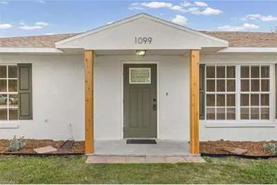 1099 Branthoover Ln, Moore Haven, FL 33471 - Photo 1