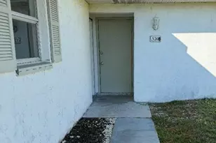 520 SE 16th Pl, Cape Coral, FL 33990 - Photo 1