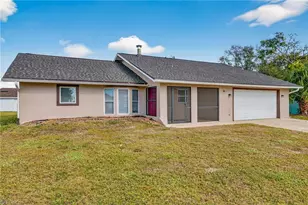 1425 SE 25th Ln, Cape Coral, FL 33904 - Photo 1