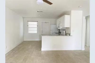 317 Tarpon Dr, Cape Coral, FL 33904 - Photo 1