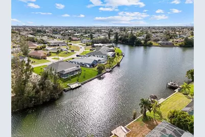 433 SW 21st St, Cape Coral, FL 33991 - Photo 1
