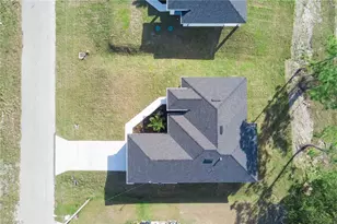 1136 Helen Ave S, Lehigh Acres, FL 33974 - Photo 32