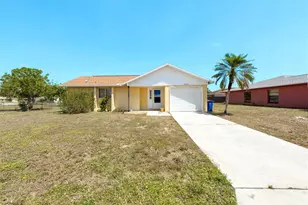 10746 Lemontree Ct, Lehigh Acres, FL 33936 - Photo 1