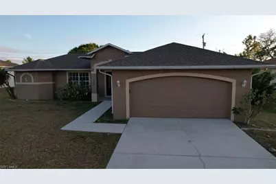 846 SW 16th Ter, Cape Coral, FL 33991 - Photo 1