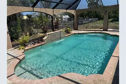 329 NE 9th St, Cape Coral, FL 33909 - Photo 1