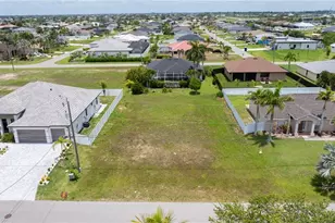 105 NW 35th Pl, Cape Coral, FL 33993 - Photo 1