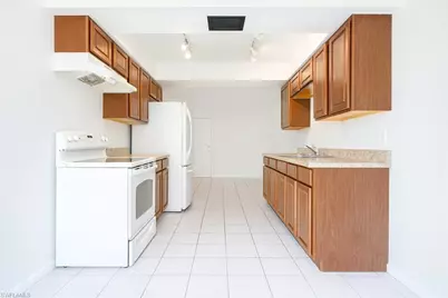 2105 Canal St #6, Fort Myers, FL 33901 - Photo 1