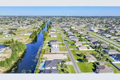 31 NE 8th Ter, Cape Coral, FL 33909 - Photo 1