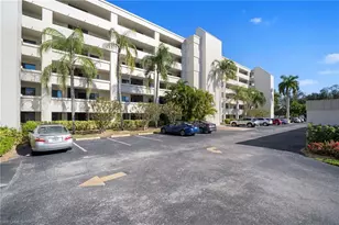 7406 Lake Breeze Dr, Fort Myers, FL 33907 - Photo 1