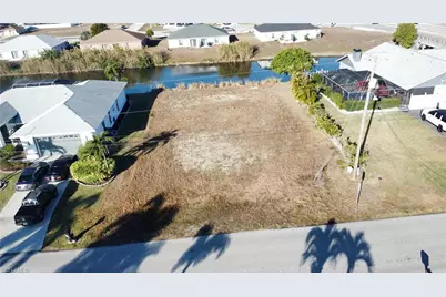 8 SE 8th Pl, Cape Coral, FL 33990 - Photo 1