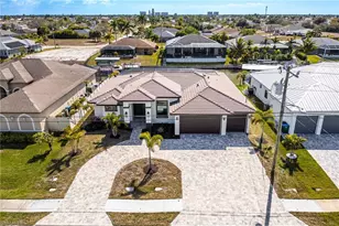 1406 Mohawk Pkwy, Cape Coral, FL 33914 - Photo 1