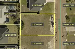 1132 NE 5th Ave, Cape Coral, FL 33909 - Photo 1