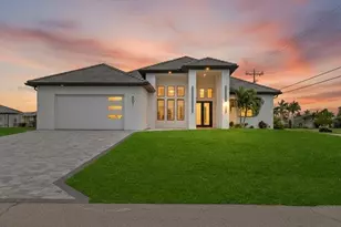 801 NW 38th Pl, Cape Coral, FL 33993 - Photo 1