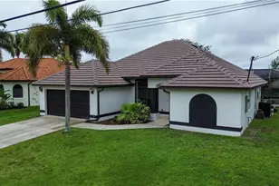 2110 SW 38th Terrace, Cape Coral, FL 33914 - Photo 1