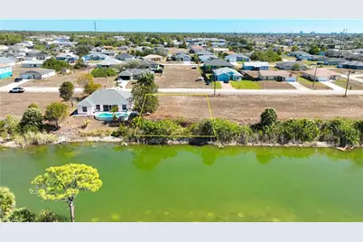 2428 NE 6th Ave, Cape Coral, FL 33909 - Photo 1