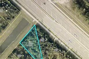 810 Fabian Cir, Fort Myers, FL 33913 - Photo 1