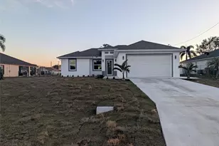 523 NW 26th Pl, Cape Coral, FL 33993 - Photo 1
