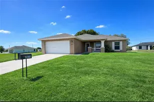 2010 NE 13th Pl, Cape Coral, FL 33909 - Photo 1