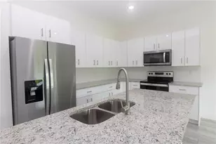 2009 Inglewood Cir, Labelle, FL 33935 - Photo 1