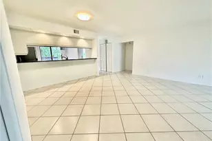209 Pinebrook Dr, Fort Myers, FL 33907 - Photo 1
