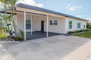 2144 Harbor Blvd, Port Charlotte, FL 33952 - Photo 1