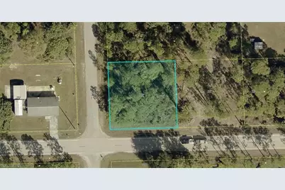 801 E 10th St, Lehigh Acres, FL 33972 - Photo 1