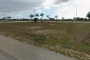 2008 NE 16th Pl, Cape Coral, FL 33909 - Photo 1