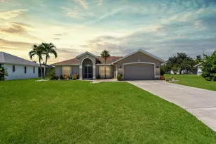 404 SE 28th Terrace, Cape Coral, FL 33904 - Photo 1