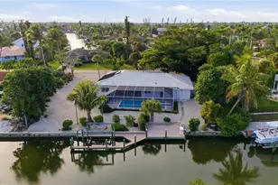 1040 Kings Crown Dr, Sanibel, FL 33957 - Photo 1