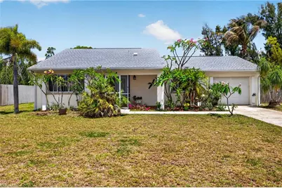 1705 NE 7th St, Cape Coral, FL 33909 - Photo 1