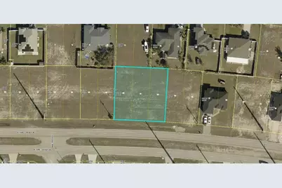 217 Kismet Pkwy W, Cape Coral, FL 33993 - Photo 1