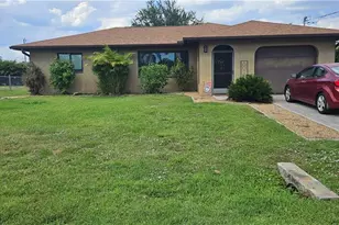 1823 SE 15th St, Cape Coral, FL 33990 - Photo 1