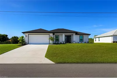 402 NE 31st Ter, Cape Coral, FL 33909 - Photo 1